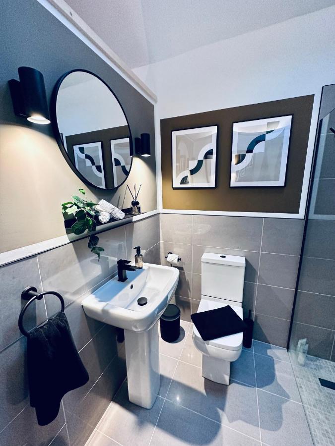 Luxury Self-Contained Suite. كارديف المظهر الخارجي الصورة